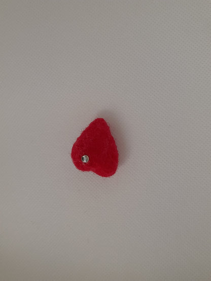 Handmade needlefelted vlaentines heart brooch