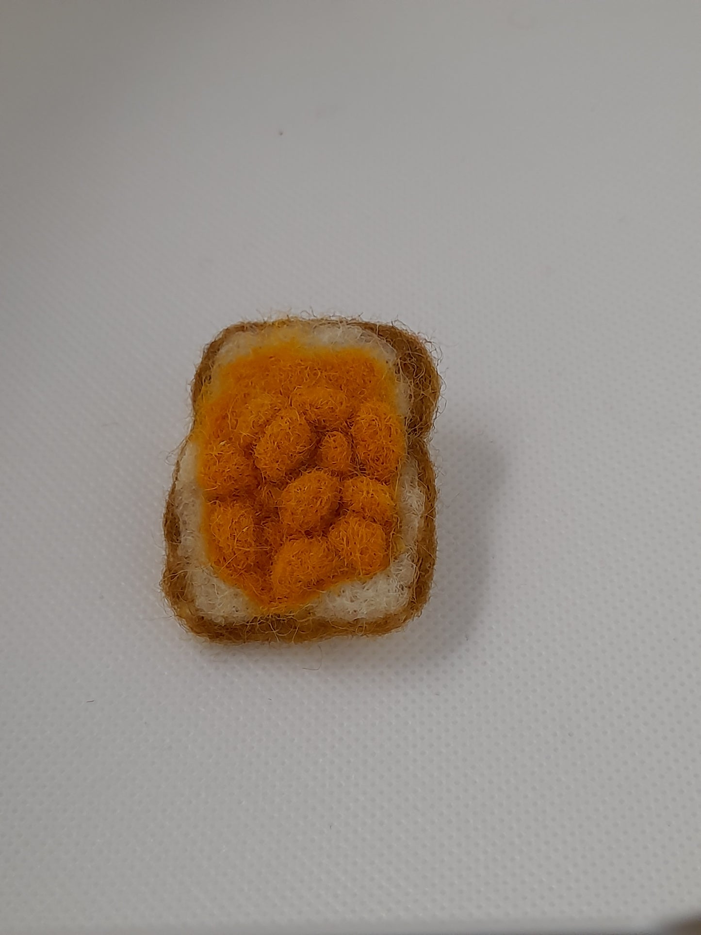 Handmade needle felted beans on toast pin/ brooch